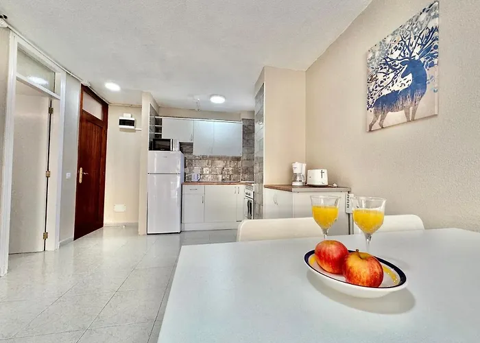 Torres De Yomely - M2g * Playa de las Américas